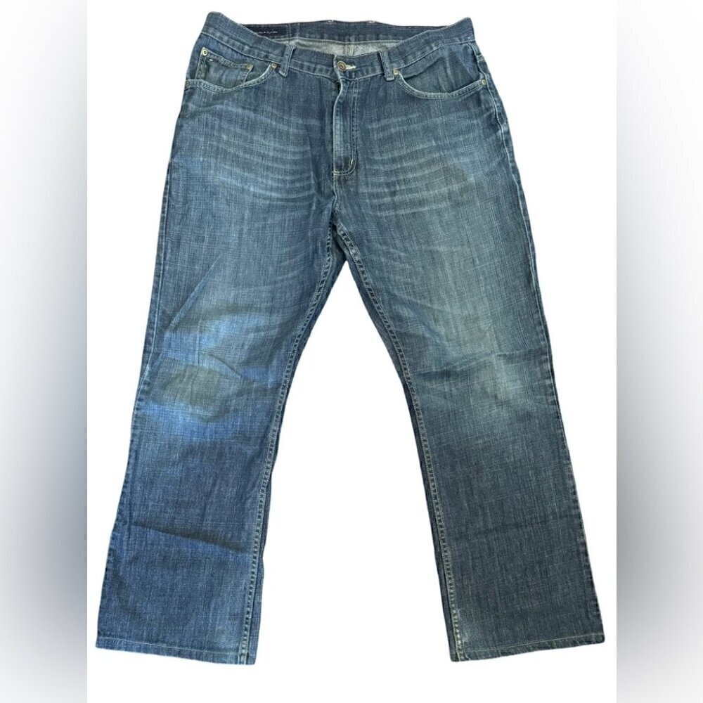 Tommy Hilfiger Men's Blue Denim Jeans, Size 36x32, Classic Straight Fit